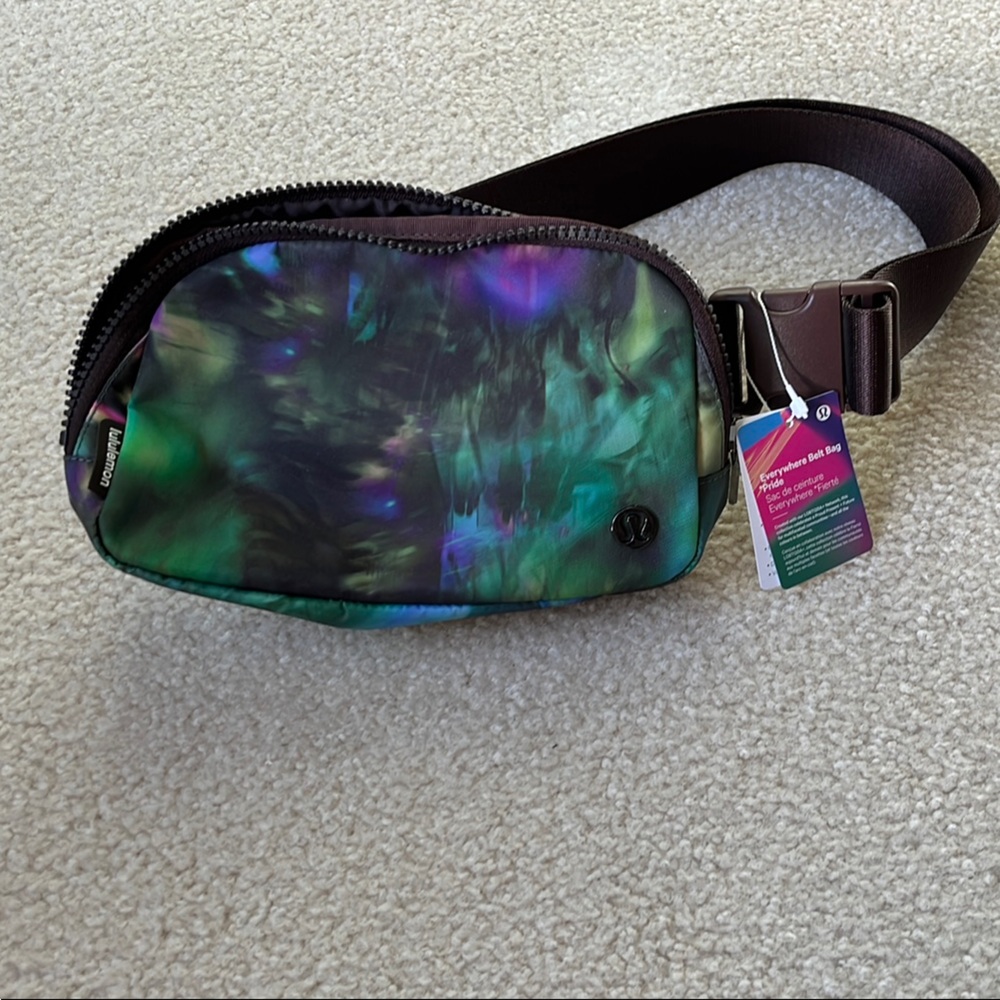 lululemon athletica Multicolor Discotheque Crossbody Bag Pride 1L NWT